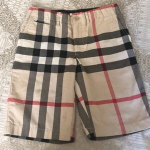 Burberry boy shorts size 10